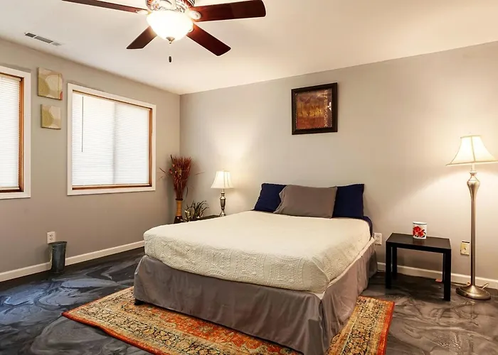 Private Ridge 4 Sauna * Murphysboro